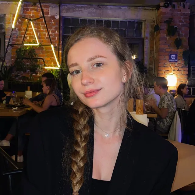 Олена